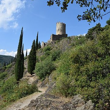 Ruines des quatre châteaux de Lastours