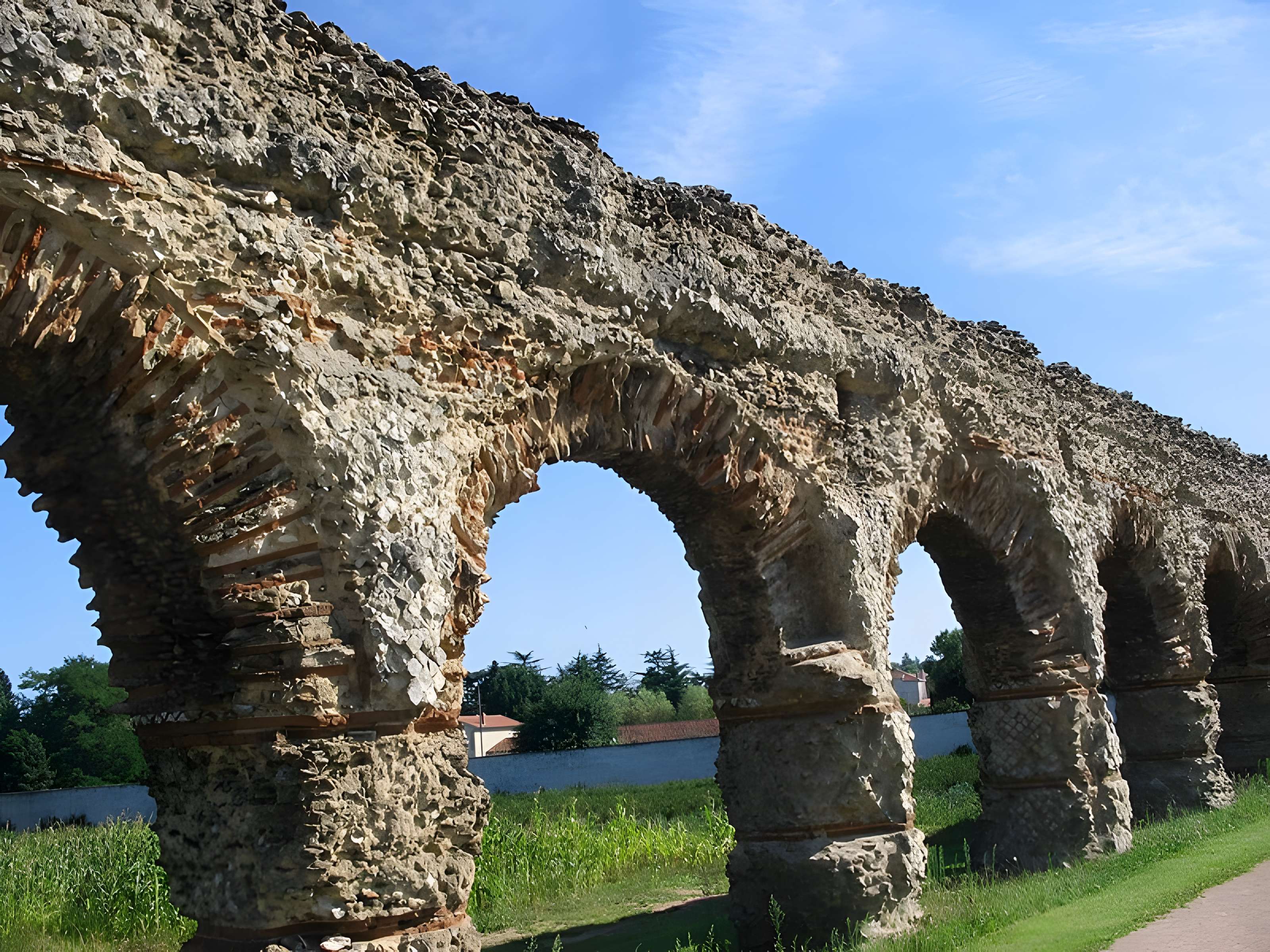 Aqueduc du Plat de l'Air à Chaponost