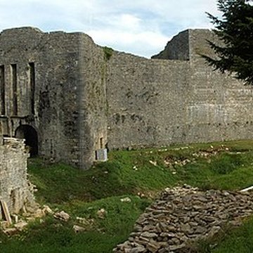 ruines du chateau de presilly