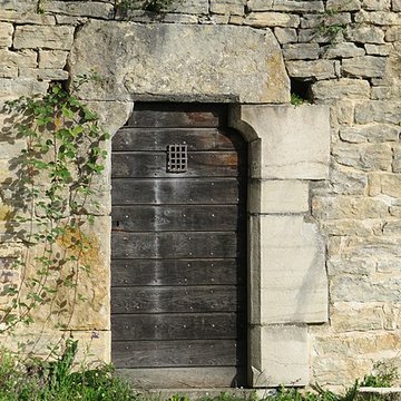 Ruines du Chateau de Présilly