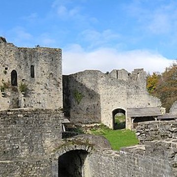 Ruines du Chateau de Présilly
