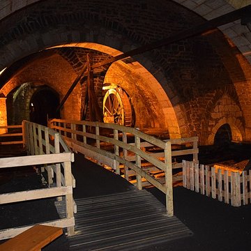 Salines de Salins-les-Bains