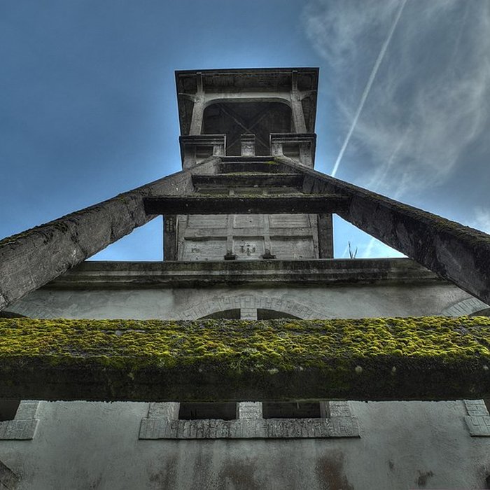 Photo de Chevalement du puits Sainte-Marie à Ronchamp