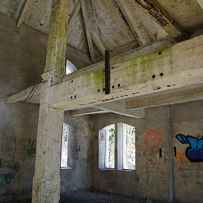 Photo de Chevalement du puits Sainte-Marie à Ronchamp