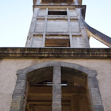Chevalement du puits Sainte-Marie à Ronchamp