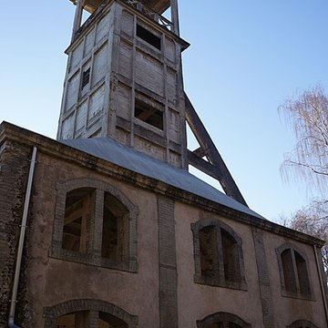 Chevalement du puits Sainte-Marie à Ronchamp
