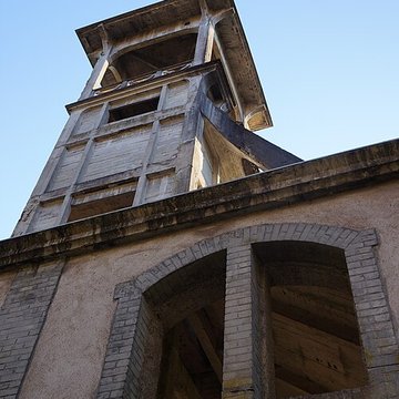 Chevalement du puits Sainte-Marie à Ronchamp