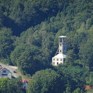 Chevalement du puits Sainte-Marie à Ronchamp