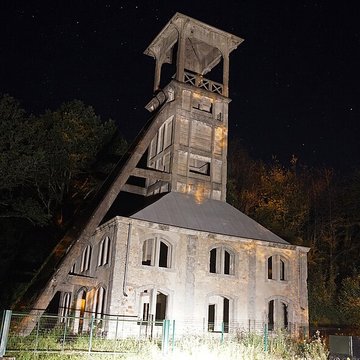 Chevalement du puits Sainte-Marie à Ronchamp