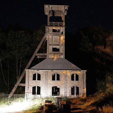 Chevalement du puits Sainte-Marie à Ronchamp
