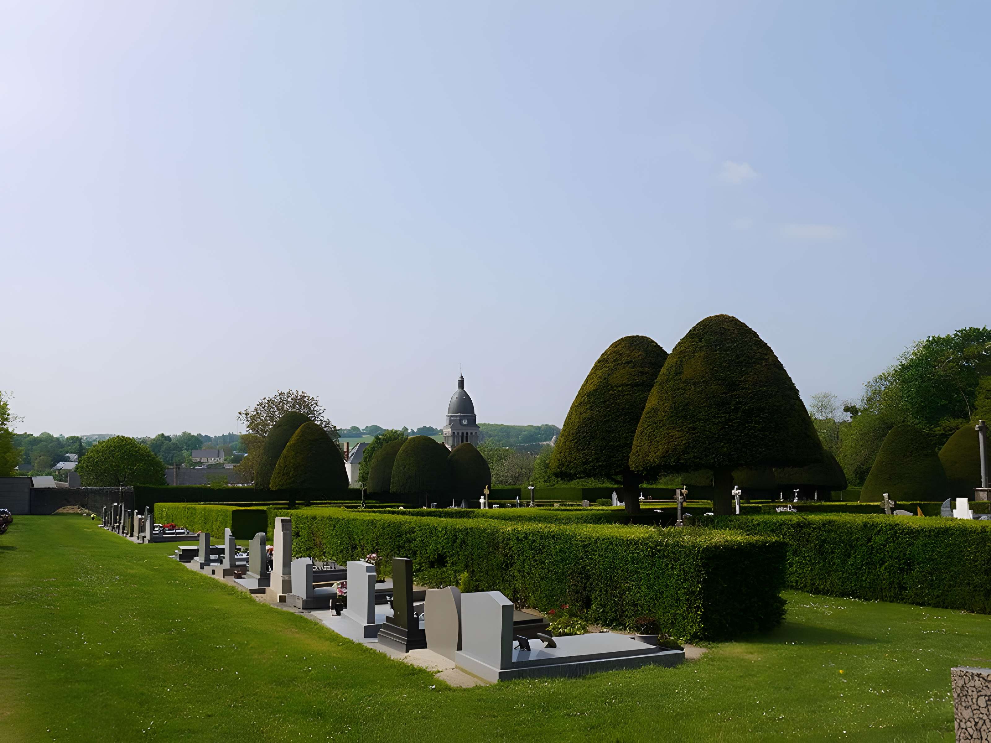 Cimetière communal de Bouère