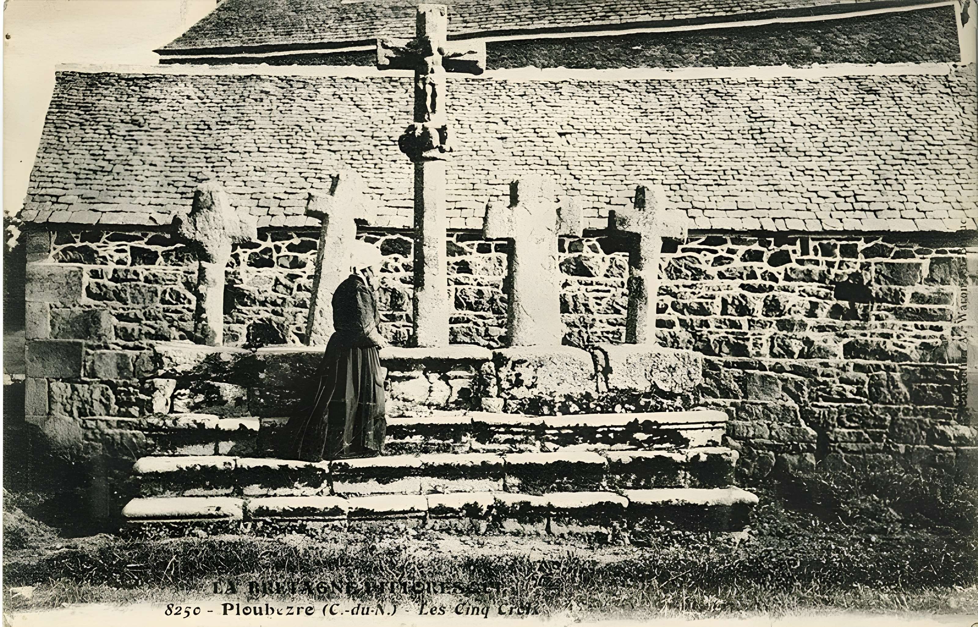 Cinq croix de Ploubezre