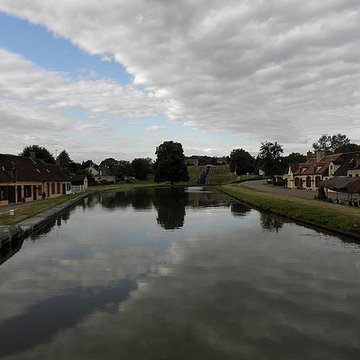 Sept-Écluses de Rogny-les-Sept-Ecluses