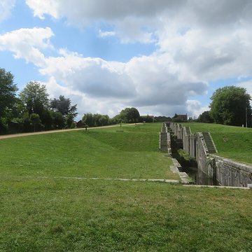 Sept-Écluses de Rogny-les-Sept-Ecluses