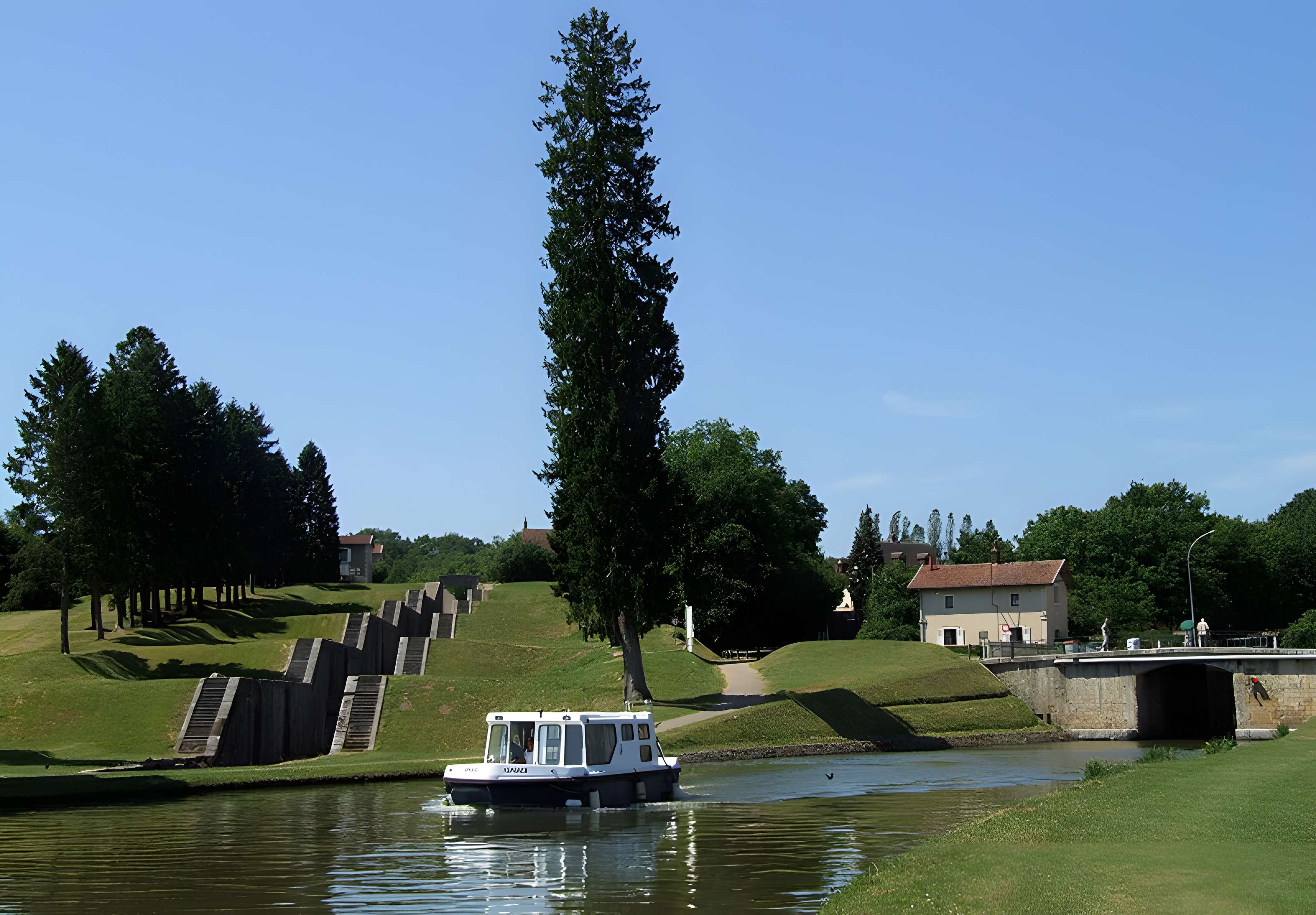Sept-Écluses de Rogny-les-Sept-Ecluses