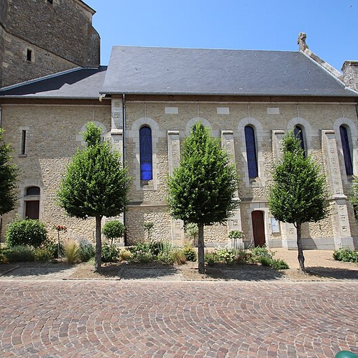 Photo de Clocher de lÉglise Saint-Pierre-et-Saint-Paul de Cherré