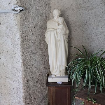 Cloître de léglise de Sarrance
