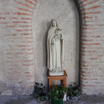 Cloître de léglise de Sarrance