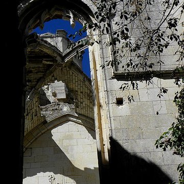 Collégiale des Roches-Tranchelion à Avon-les-Roches