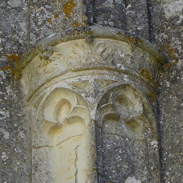 Collégiale des Roches-Tranchelion à Avon-les-Roches