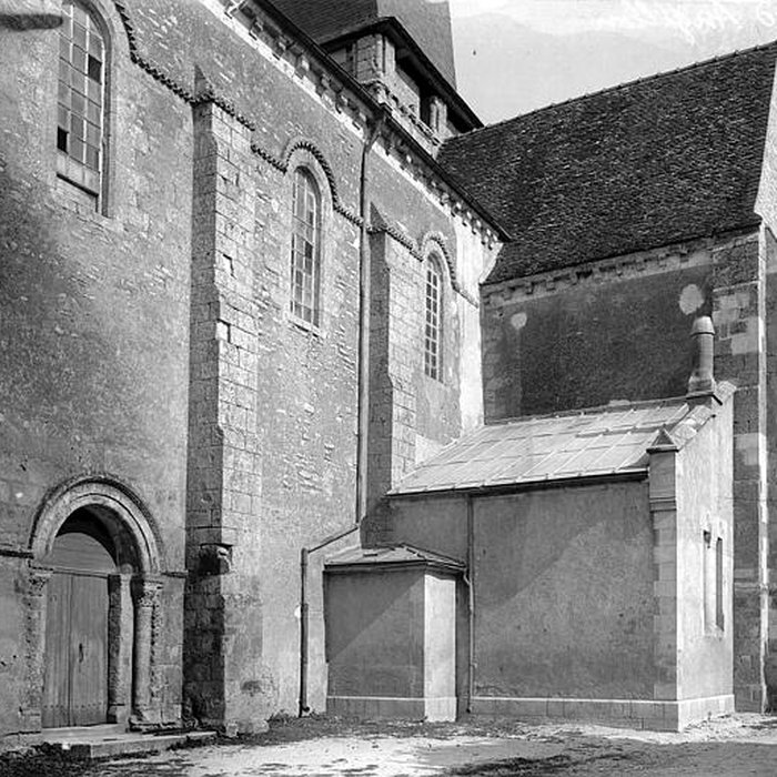 Photo de Collégiale Saint-Germain des Aix-dAngillon