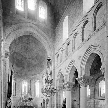 Collégiale Saint-Germain des Aix-dAngillon