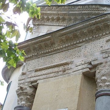 Colonnes de Saint-Lucien à Arles