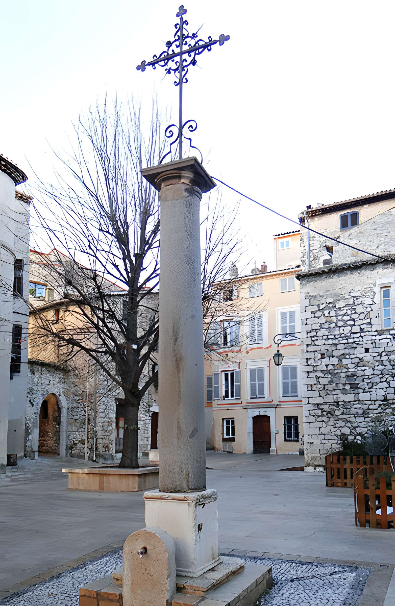 Colonnes romaines de Vence
