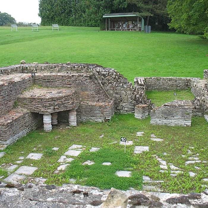 Photo de Ruines gallo-romaines des Fontaines Salées également sur commune de Saint-Père