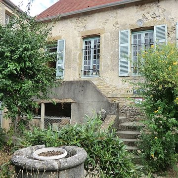Ruines gallo-romaines des Fontaines Salées également sur commune de Saint-Père