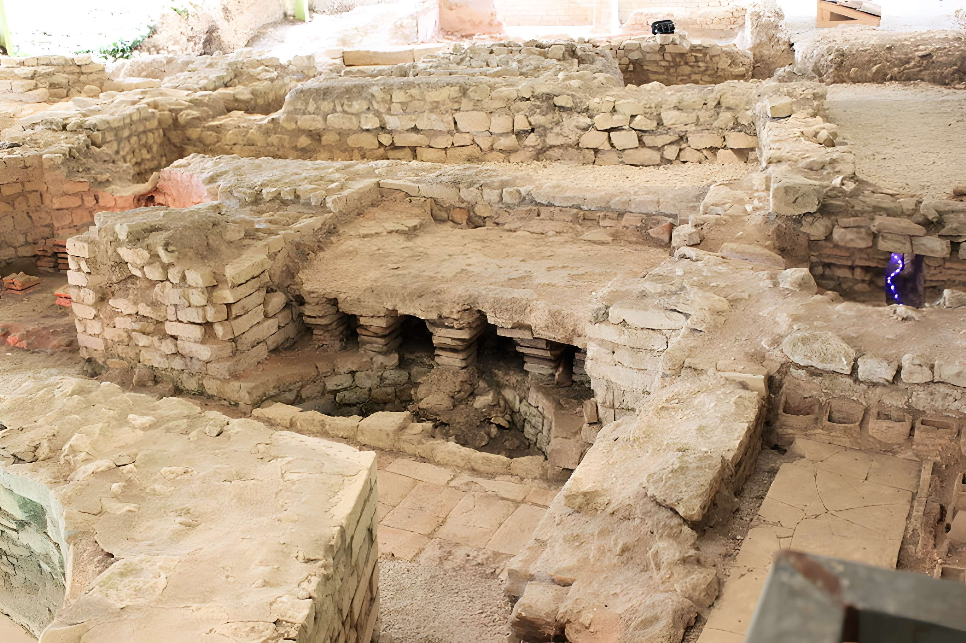 Site gallo-romain et mérovingien d'Escolives-Sainte-Camille