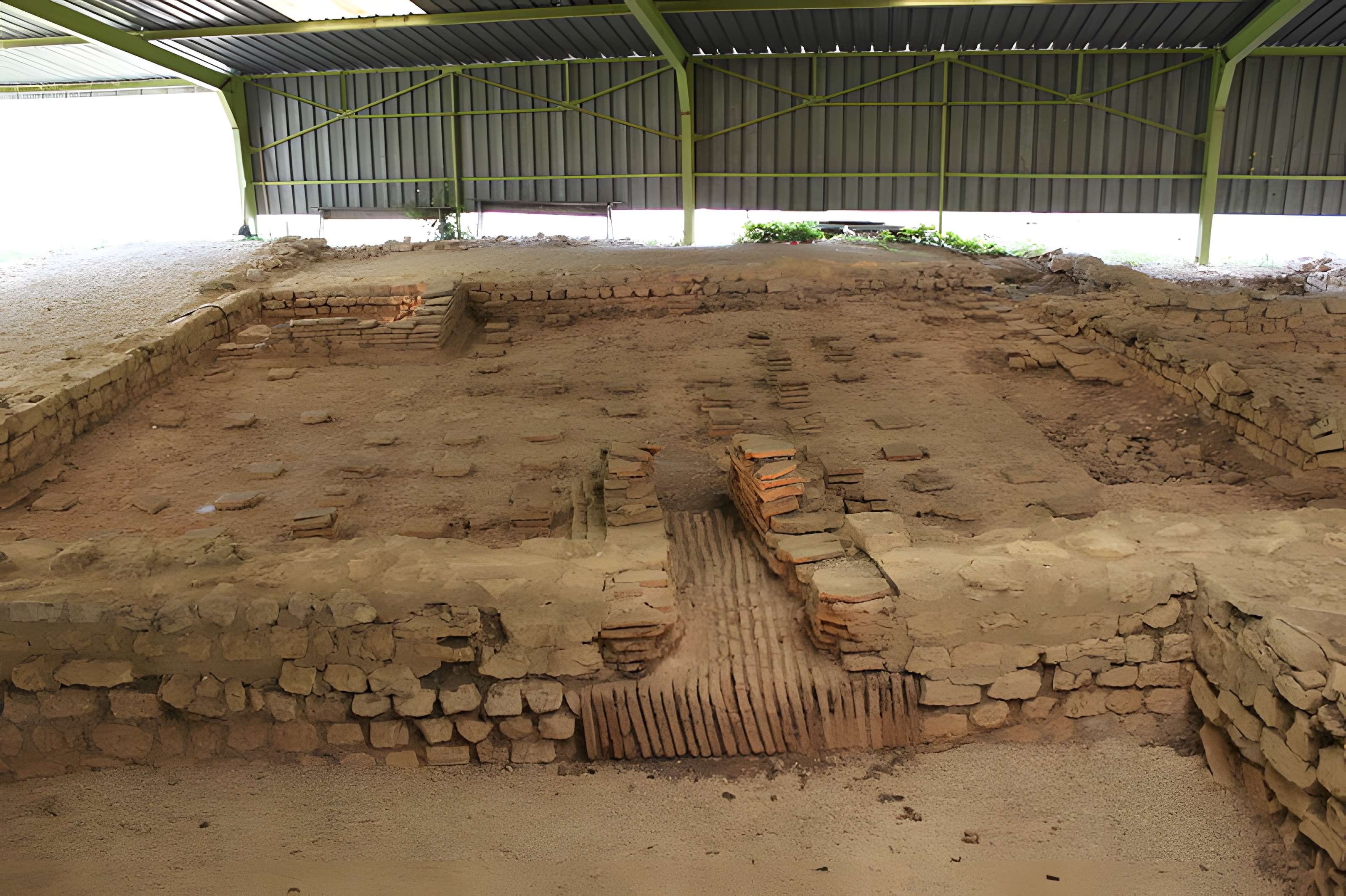Site gallo-romain et mérovingien d'Escolives-Sainte-Camille