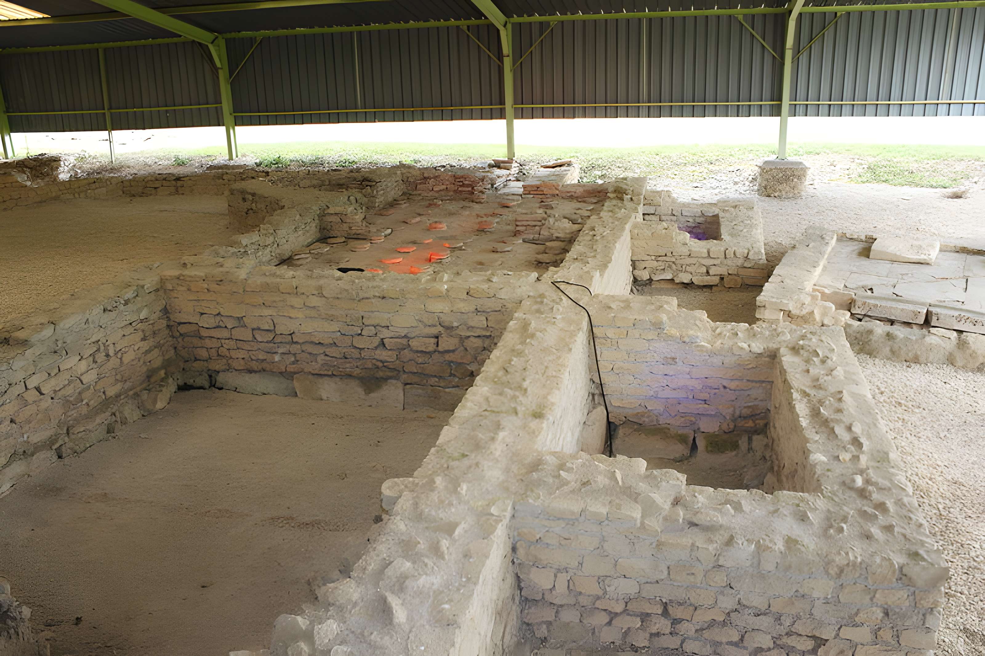 Site gallo-romain et mérovingien d'Escolives-Sainte-Camille