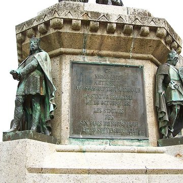 Statue de Guillaume le Conquérant de Falaise