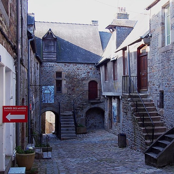 Photo de Cour du Foyer de Villedieu-les-Poêles