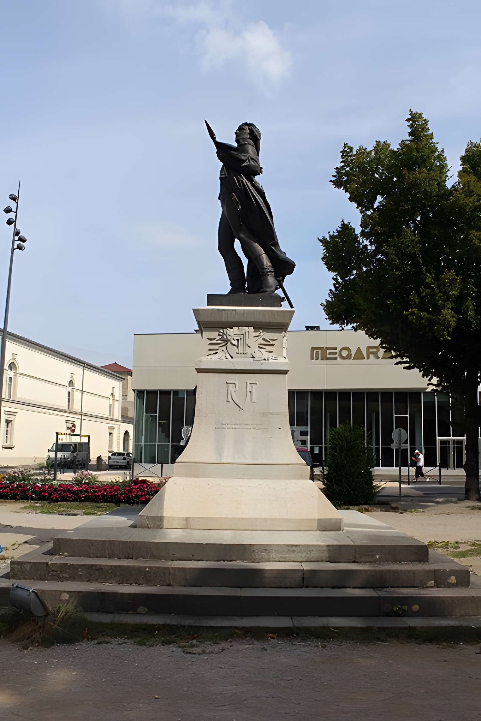 Monument commémoratif, dit statue de Rouget de Lisle