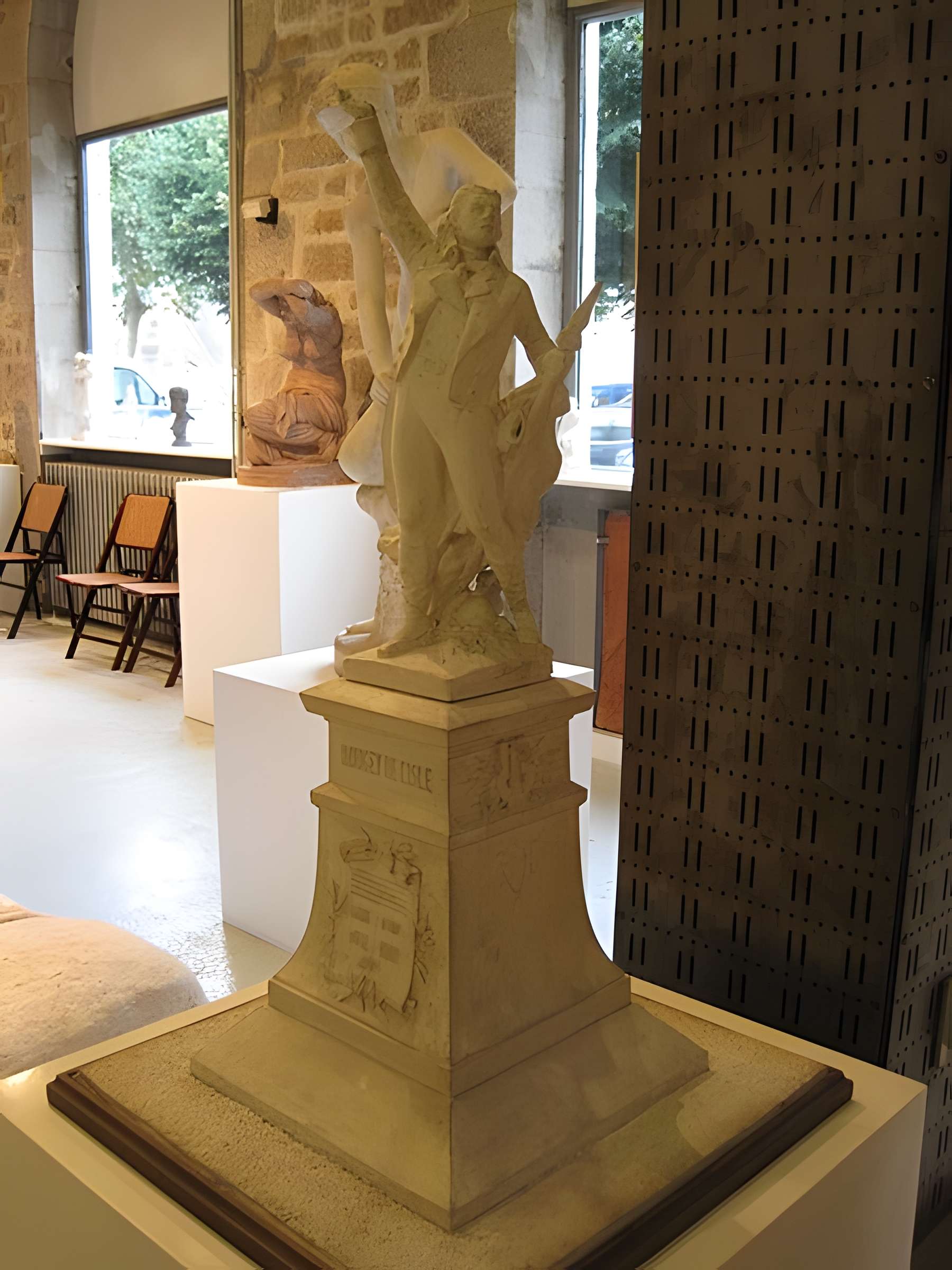 Monument commémoratif, dit statue de Rouget de Lisle