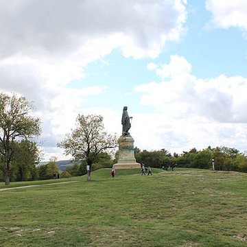 Statue de Vercingétorix dAlise-Sainte-Reine