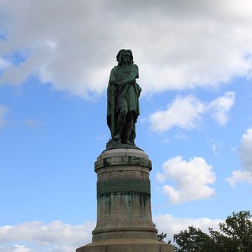 Statue de Vercingétorix dAlise-Sainte-Reine