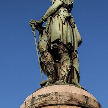 Statue de Vercingétorix dAlise-Sainte-Reine