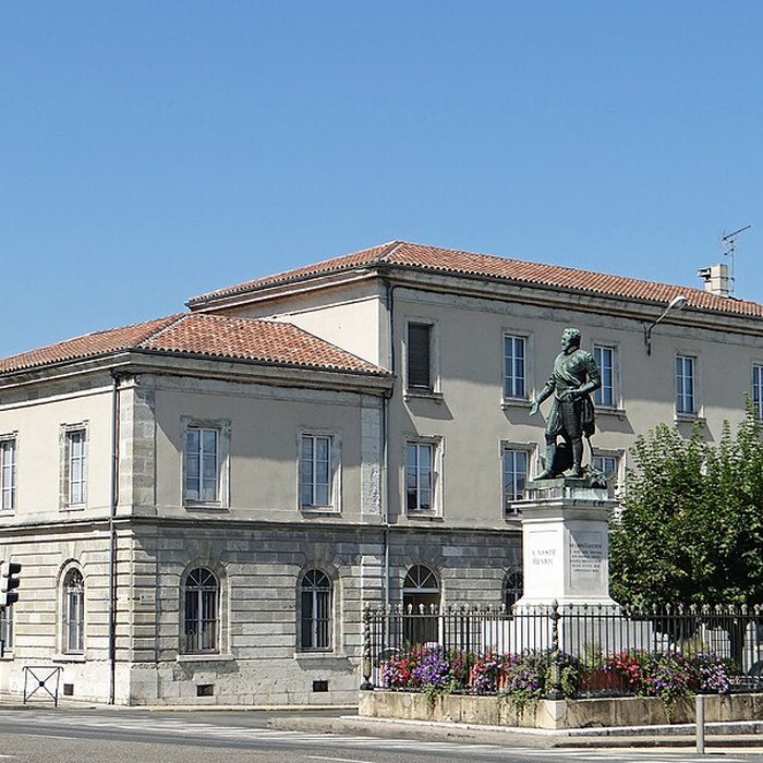 Photo de Statue dHenri IV à Nérac