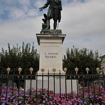 Statue dHenri IV à Nérac