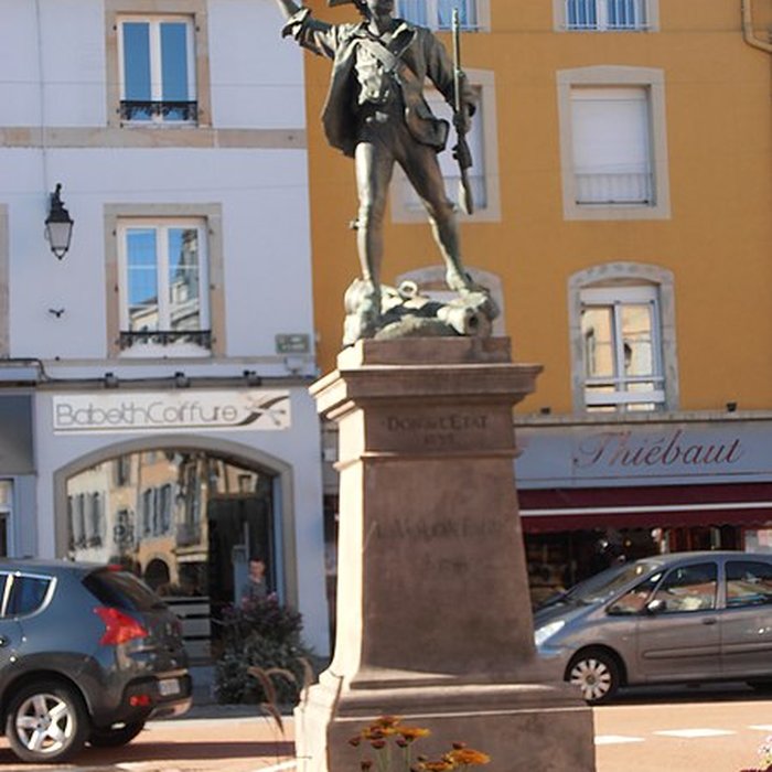 Photo de Statue du Volontaire de 1792 à Remiremont