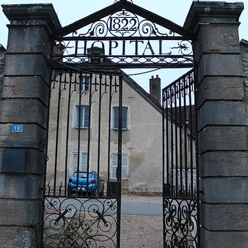 Couvent des Capucins de Saint-Amour