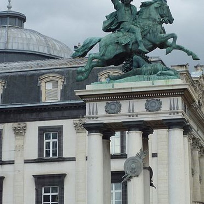 Photo de Statue équestre de Vercingétorix à Clermont-Ferrand