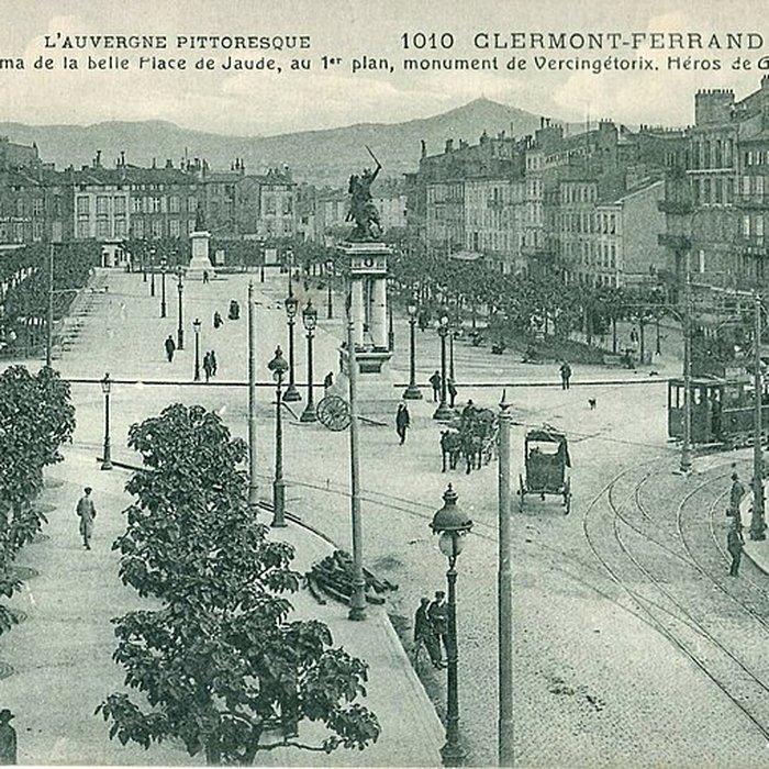 Photo de Statue équestre de Vercingétorix à Clermont-Ferrand