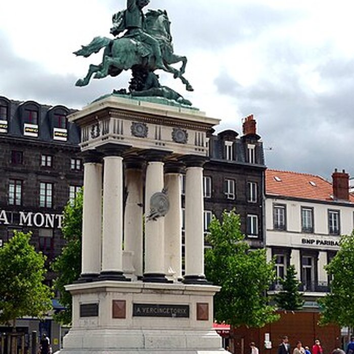 Photo de Statue équestre de Vercingétorix à Clermont-Ferrand