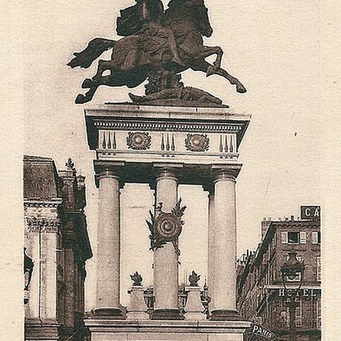 Photo de Statue équestre de Vercingétorix à Clermont-Ferrand