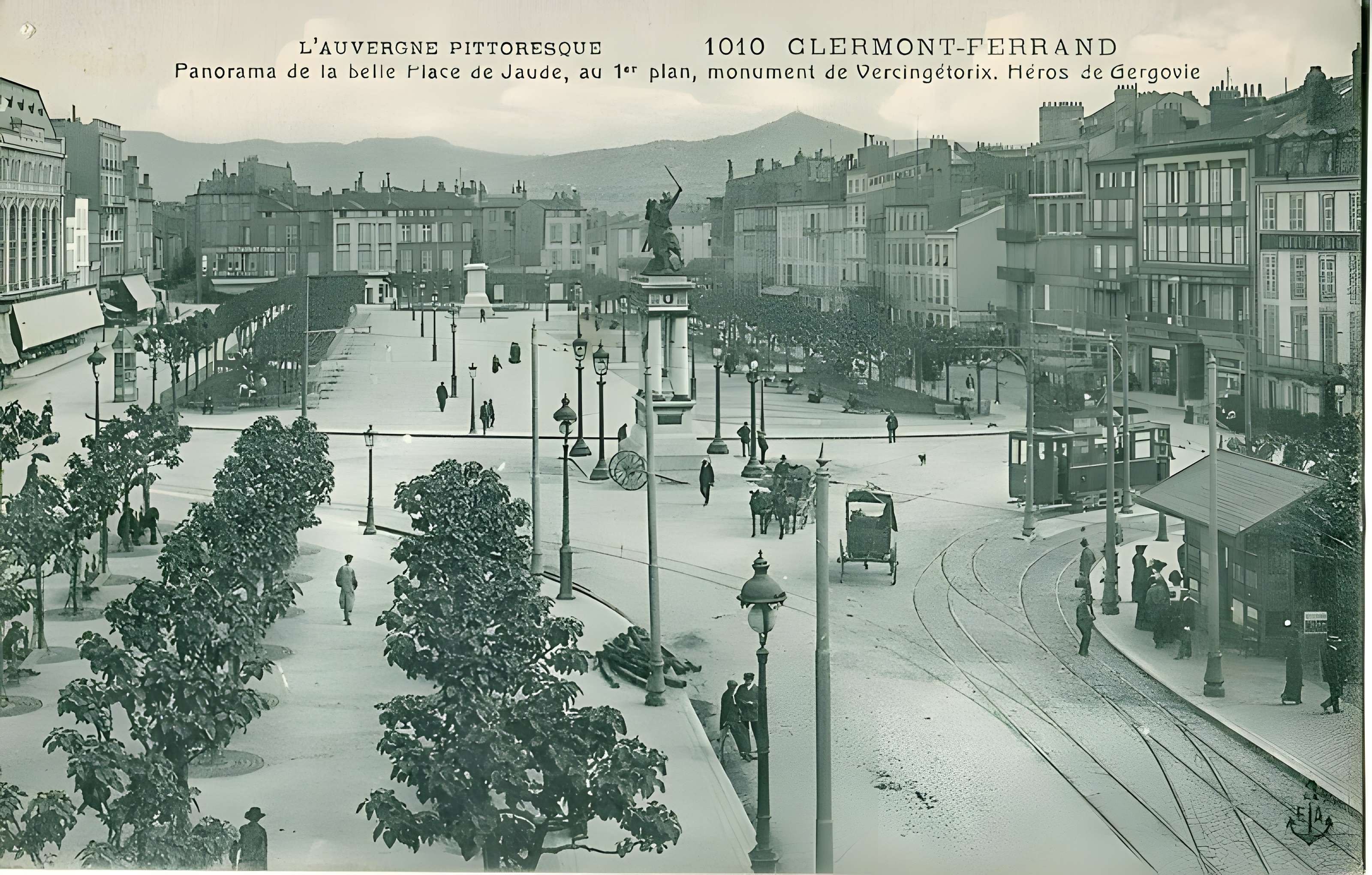Statue équestre de Vercingétorix à Clermont-Ferrand