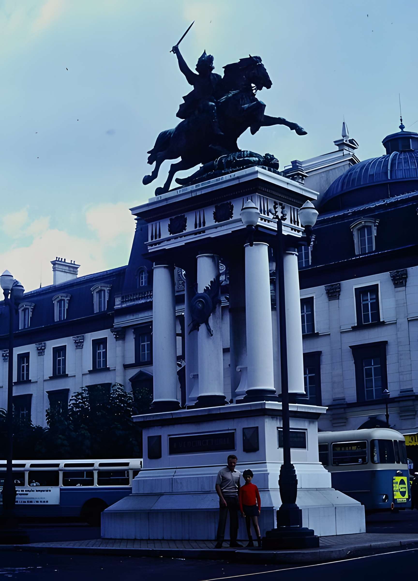 Statue équestre de Vercingétorix à Clermont-Ferrand